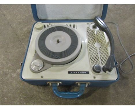 Record player in case 