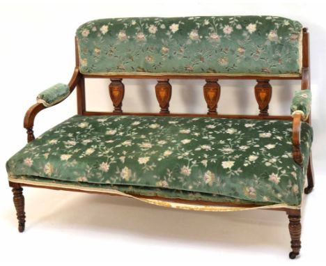 Edwardian rosewood two-seater cottage sofa with decorative inlaid multi-splat back, 127cms wide  