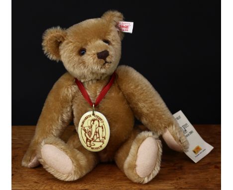 Steiff (Germany) EAN 670701 Margarete Steiff Museum 2001 teddy bear, trademark Steiff button to ear with red and white tag, 3