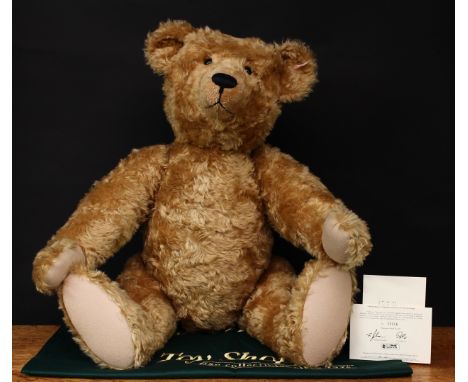 Steiff (Germany) EAN 667244 Maximilian teddy bear, exclusive to The Toy Shoppe of Richmond, VA, trademark Steiff button to ea