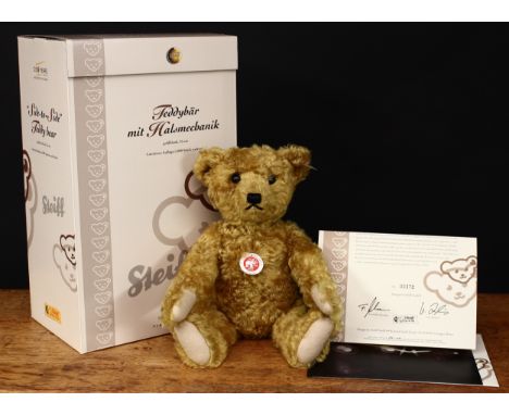 Steiff (Germany) EAN 038242 "Side-to-Side" teddy bear, trademark Steiff button to ear with red and white tag, 35cm high, boxe