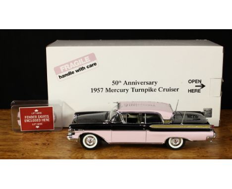 A Danbury Mint 1:24 scale 50th Anniversary 1957 Mercury Turnpike Cruiser, boxed with original inner polystyrene packaging pie