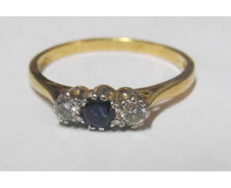 An 18ct gold sapphire and diamond ring 2.9g size S