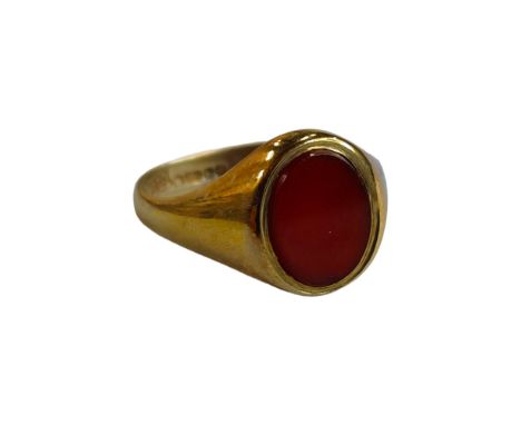 9 CARAT GOLD SIGNET RING 