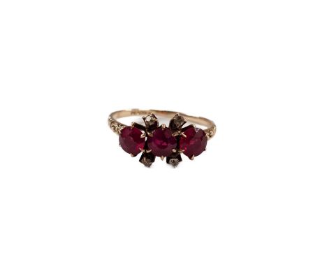 9 CARAT GOLD RUBY &amp; DIAMOND RING 