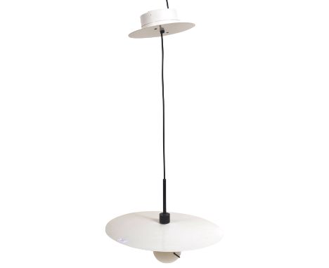 Vico Magistretti - Oluce - Nara 420 - A retro 1980's Italian hanging ceiling / suspension light having a white lacquered alum