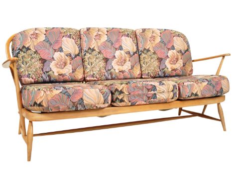 Lucian Ercolani - Ercol - Windsor - Model 203 - An original retro vintage 1960's beech and elm blonde sofa settee having a sh