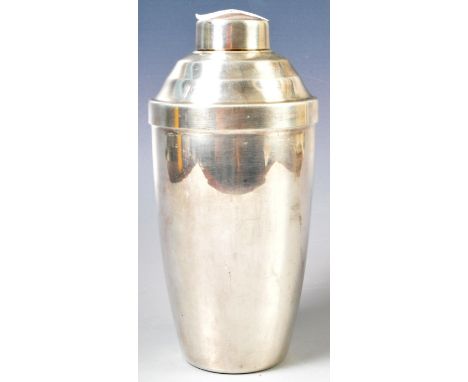 Sigg of Switzerland - A retro vintage mid 20th century Swiss silver plated drinks cocktail bar cocktail shaker of ovoid form 