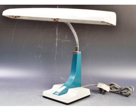 Trident - Model 955 - De-Luxe - An original retro vintage 20th Century industrial work desk lamp having an elongated plastic 