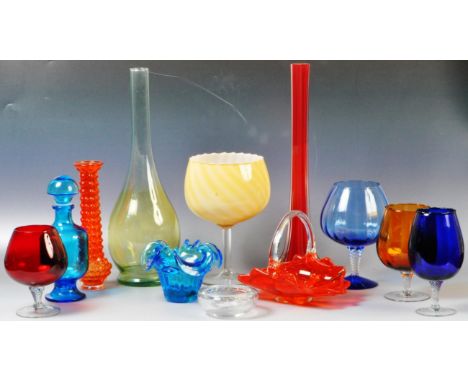 A mixed collection retro vintage 20th Century studio art glass pieces with multiple balloon brandy glasses&nbsp; in varying c