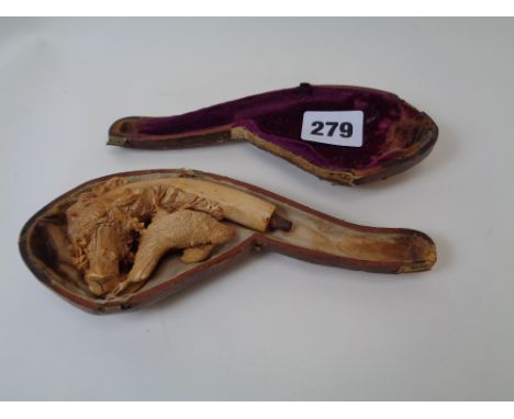 19tC Meercham pipe depicting pheasants amongst foliage