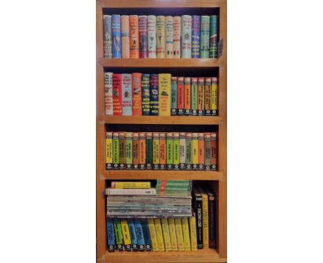 DUMPY BOOKS:&nbsp;collection of 20 titles in the Dumpy Pocket Book series: together with 38 Hippo Books series, published by 