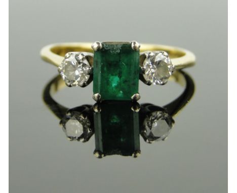 18ct gold square-cut emerald and diamond 3 stone ring,
emerald height 7mm, size S.