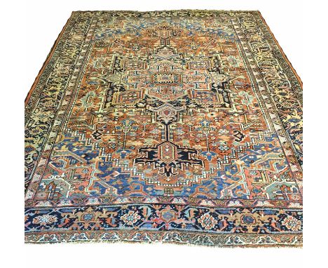 ANTIQUE HERIZ SERAPI CARPET, 336cm x 250cm.