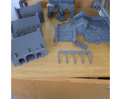 Wargaming Lord of the Rings plastic unpainted Gondorian buildings/ruins - one has slight damage 