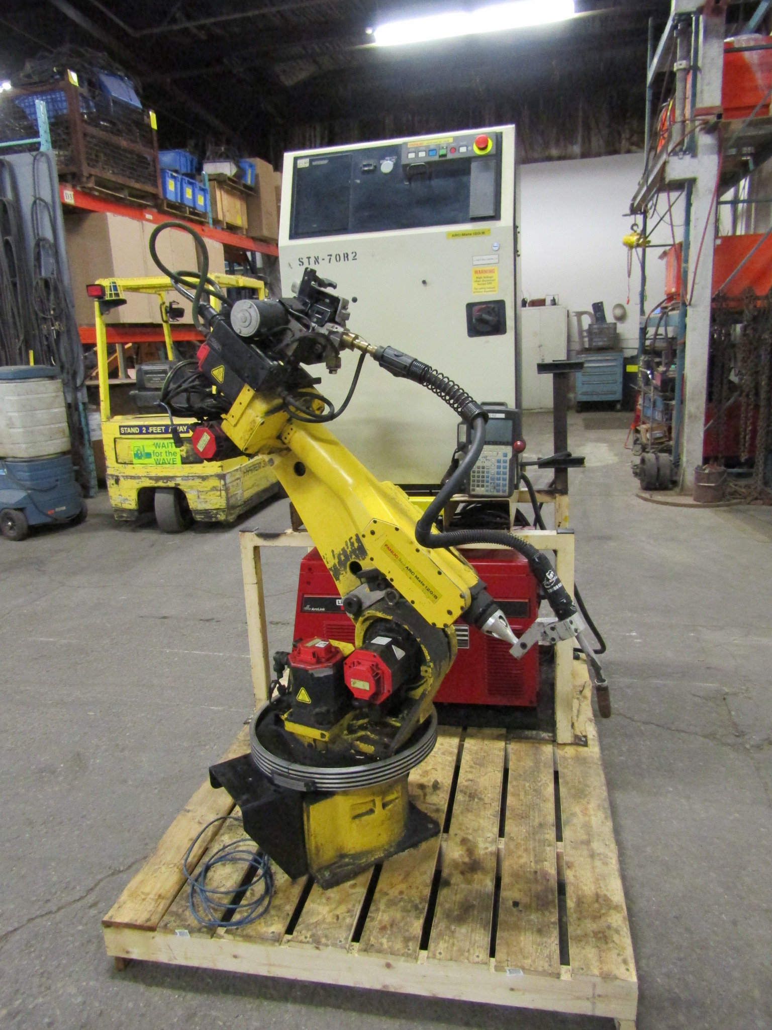 Lot 235 - Fanuc Arcmate 120iB Welding Robot with RJ3iB Controller, teach  pendant control,