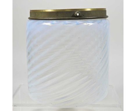 A vaseline and clear glass oil lamp shade, of cylindrical shape, with rippled decoration, 16cm high