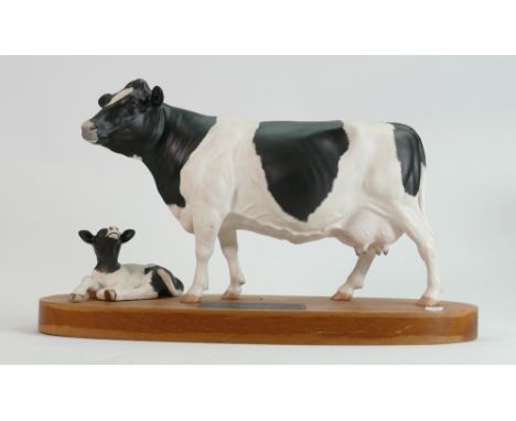 Beswick Connoisseur Friesian cow and calf on plinth: 