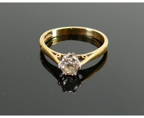 18ct gold solitaire diamond ring, approx .40ct, ring size K,2.8g. 