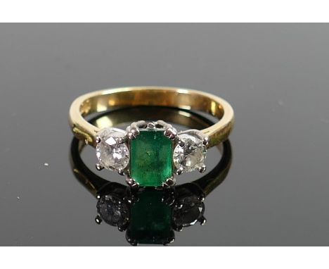 18ct gold diamond &amp; emerald ring, size O, 3.8g. 