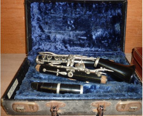 Cased Boosey & Hawkes London clarinet