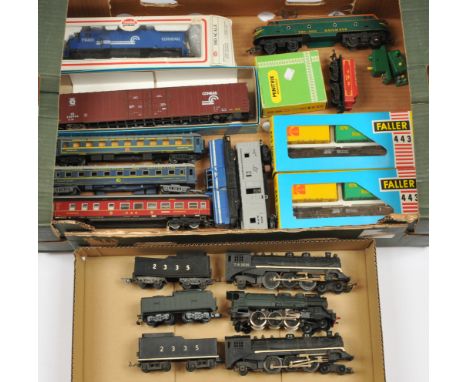 Athern HO Gauge Plus other Continental stock - to include a Marklin tinplate DSG 3-rail coach, Jouef Sleeping Cars and other 