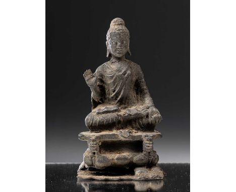 BronzeSwat Valley , 8th century Dimensions: Height 14,5 cm Wide 8 cm Depth 6 cmWeight: 642 grams This statue from the Swat Va