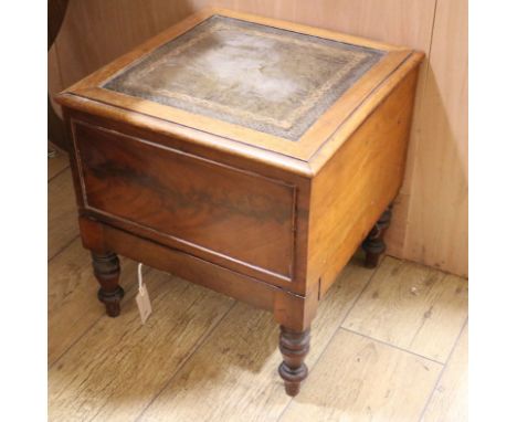 A George III mahogany bedstep commode W.43cm
