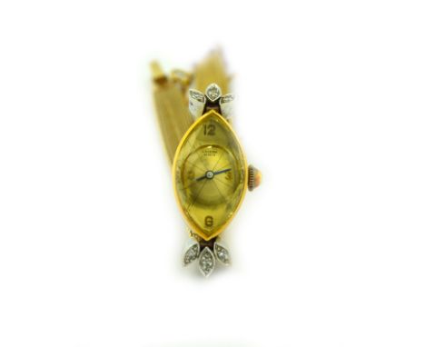 VINTAGE LA LEUBA 14 KARAT YELLOW GOLD WATCH Circa 1940, a vintage La Leuba yellow gold watch.