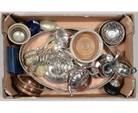 MISCELLANEOUS PLATED WARE TO INCLUDE A GALLERY TRAY AND WINE COASTERS AND EIGHT BRITAIN'S FIRST DECIMAL COINS COMMEMORATIVE C