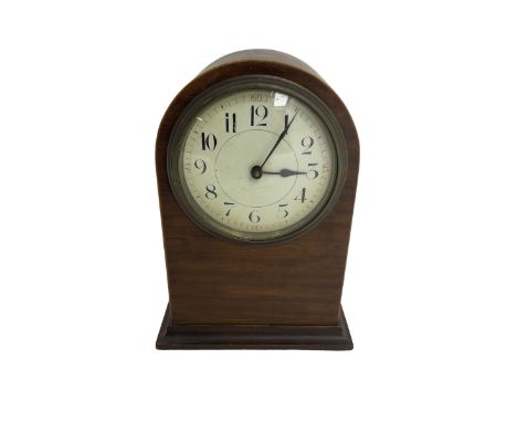 Small Edwardian bedside table clock with a French eight-day timepiece movement and cylinder platform escapement, in a round t