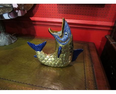 A brass and ceramic fish vase, 22cm x 26cm