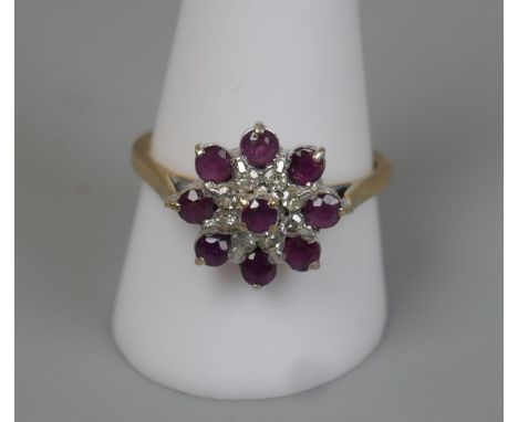 9ct gold ruby &amp; diamond set cluster ring - Size: T½ 
