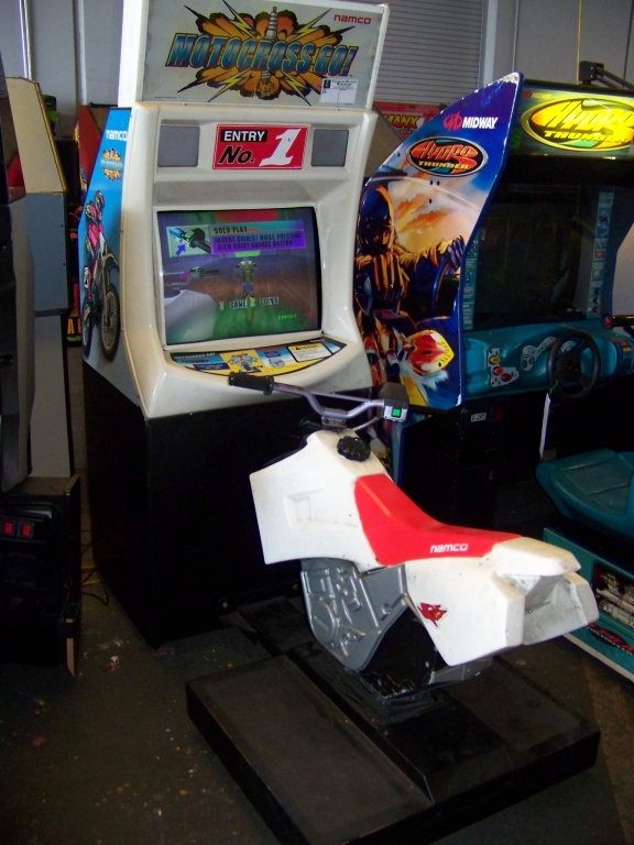 MOTOCROSS GO! RACING ARCADE GAME NAMCO; Item is in used condition ...