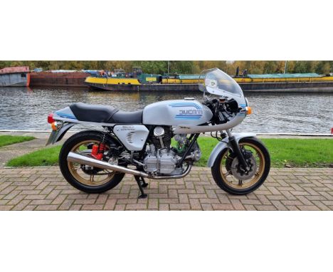 1982 Ducati 900 SS, 864cc. Registration number WCX 2X. Frame number DM 860 SS * 090889*. Engine number D DM 860 092489.The Du