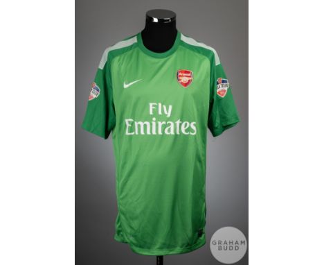 Wojciech Szczesny green No.1 Arsenal match issue short-sleeved goalkeeper shirt, 2013, Nike, XL
with crew-neck collar and emb