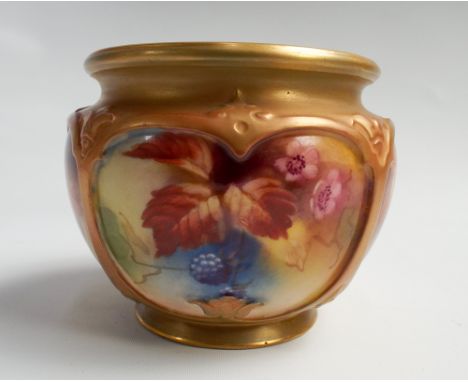Royal Worcester fruit bowl hand painted with autumnal berries and fruits, probably by Kitty Blake, height 9cm.  Numbered on t