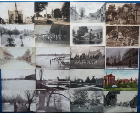 Postcards, Oxfordshire, a mainly village and street scene collection of approx. 39 cards, with RPs of Town Hall Banbury, Cros