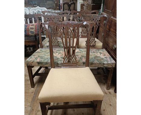 A set of five mahogany Chippendale style dining chairs (5)