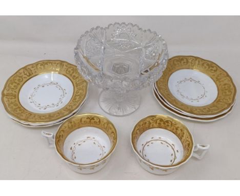 A Royal Worcester coffee pot, assorted coffee cans and saucers, assorted ceramics, glassware and other items (2 boxes)