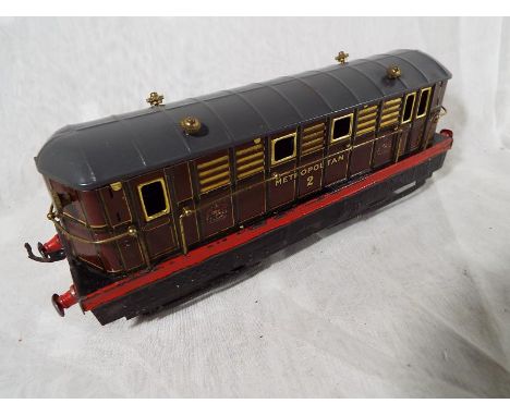 Model Railways - A Hornby O gauge tin plate locomotive, Metropolitan in associated box - Est5 £200 - £250