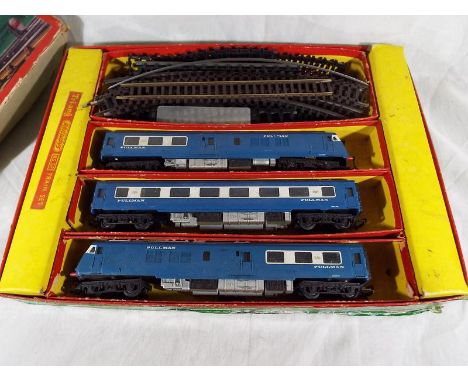 Model railways - a Triang Hornby electric train set, The Blue Pullman, boxed
