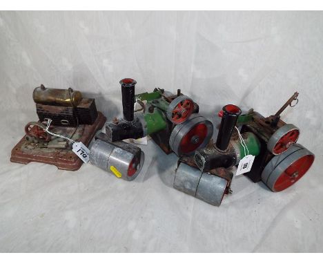 Two Mamod steam engines and a brass and tin plate model steam boiler (3)