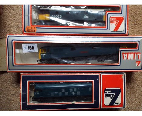 Model railways - three Lima OO gauge diesel electric locomotives, 205115 MWG BR op no 33025, 205111 MWG BR op no 25 241 and C