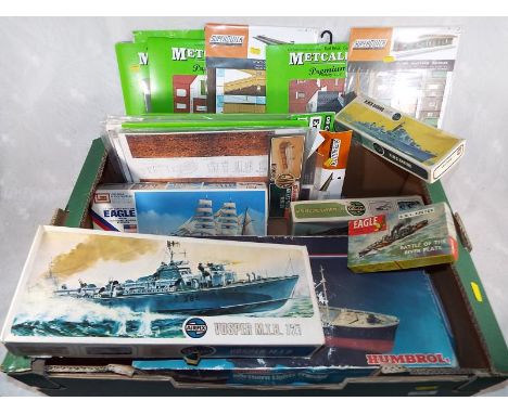 A quantity of Airfix model sets to include DHC-2 Beaver 72 scale, an Eagle HMS Exeter Battle, HMS Daring 600 scale, Northern 