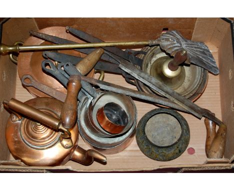 Mixed lot of metalwares to include graduated copper pans, copper range kettle, brass fire tools