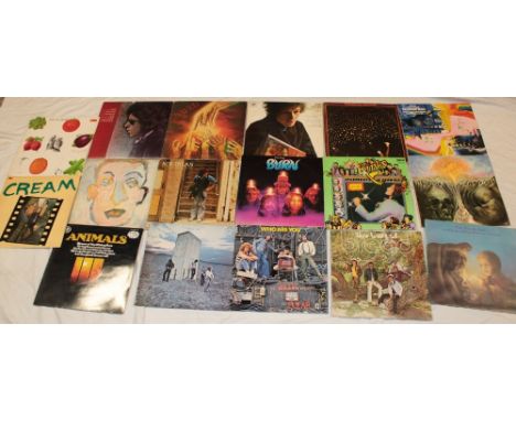 Seventeen various LP records including Bob Dylan, Deep Purple, The Kinks, The Animals, The Who, The Moody Blues etc.