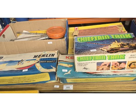 2 SUTCLIFFFE BOXED MODEL BOATS, MARLIN &amp; KESTREL, CLOCK WORK BOAT, HORNBY CRAFT KIT, CHEMICAL FIRE ENGINE, TANK, ETC