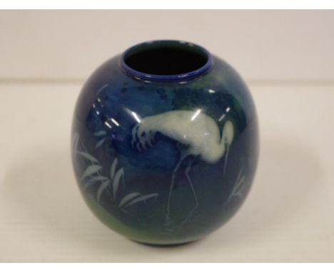 Royal Worcester Sabrina ware mini vase decorated with crane, 8 cm high