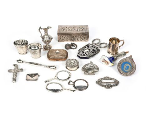 A mixed lot of silver items, various dates and makers, comprising: two 19th century Dutch peppermint boxes, an Indian box, a 